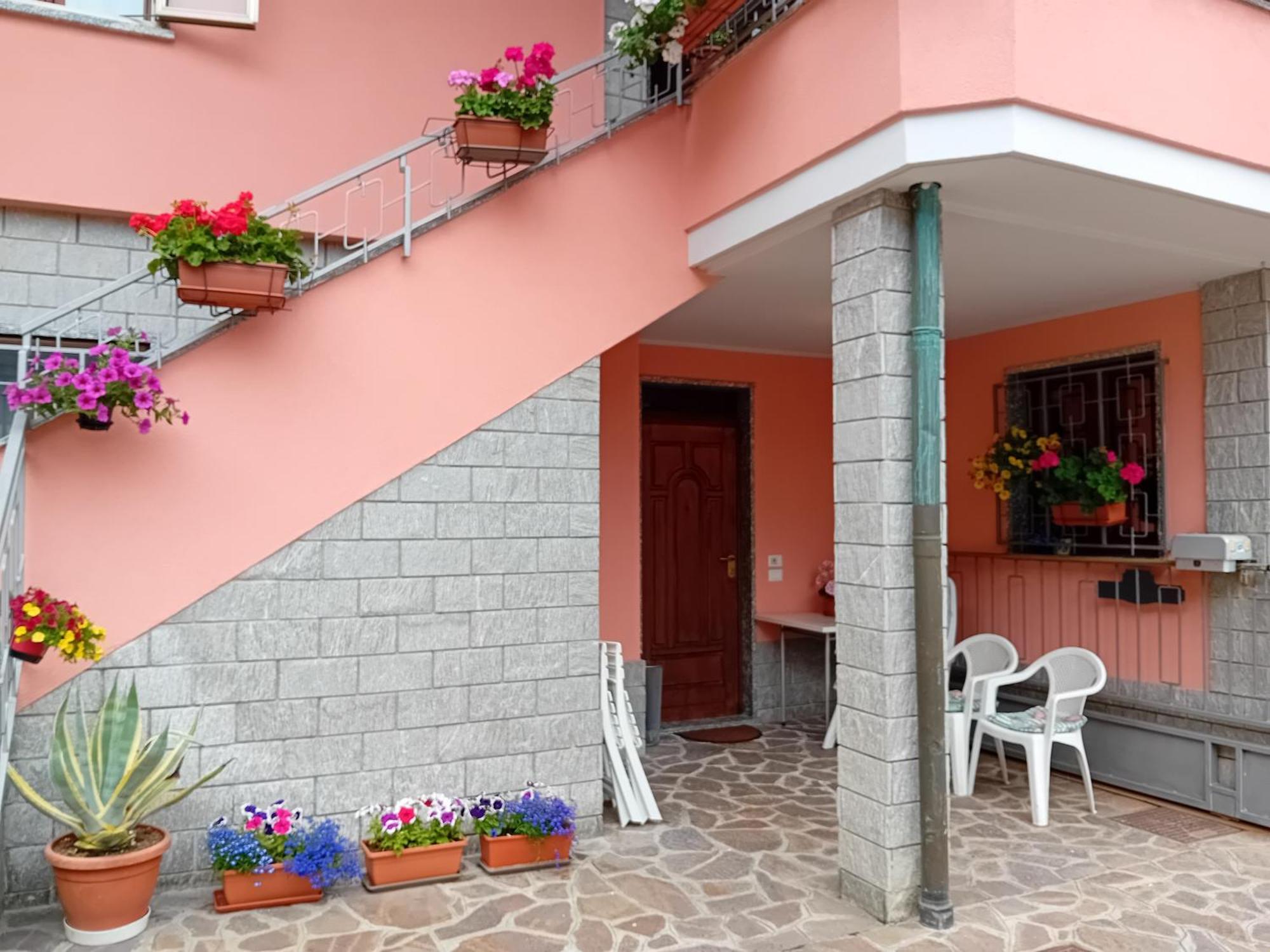 Casa Vacanze Kristina Brissago-Valtravaglia Exterior foto